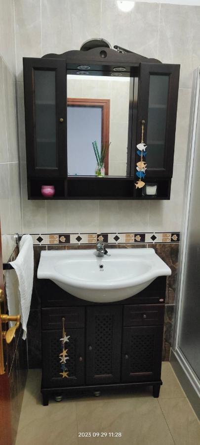 Nurea Apartment Ла Рестинга Екстериор снимка